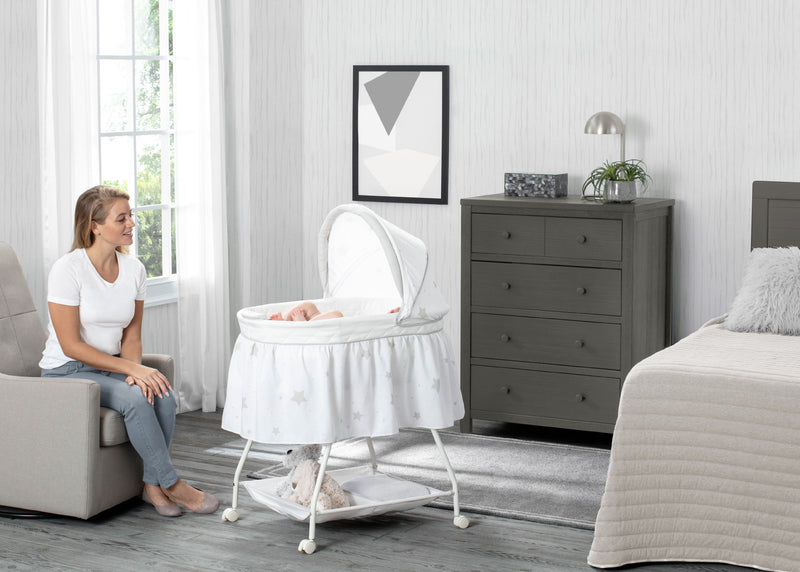 delta children deluxe sweet beginnings bassinet, stardust